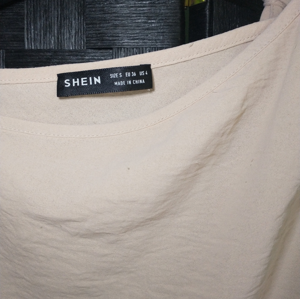 Women's cream colored high side slit one shoulder dress - Picture 12 of 15